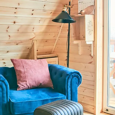 Soma Pince Vendeghaz * Alsóörs