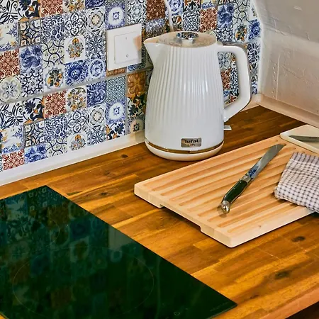 Soma Pince Vendeghaz Alsóörs